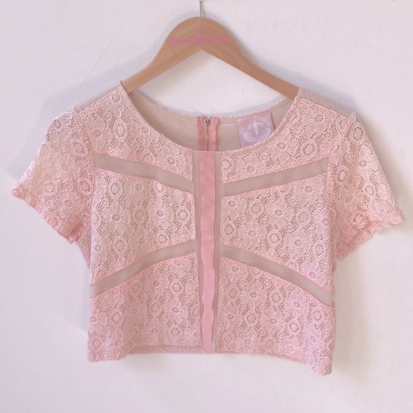 Romeo & Juliet Couture Dusty pink lace short sleeve crop top, Size L - Picture 8 of 9